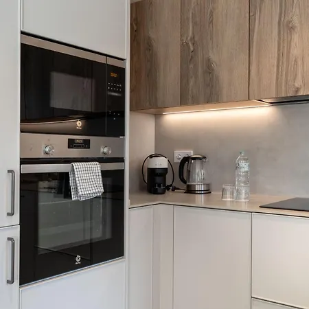 Flateli Pou Rodo 3 Apartment *